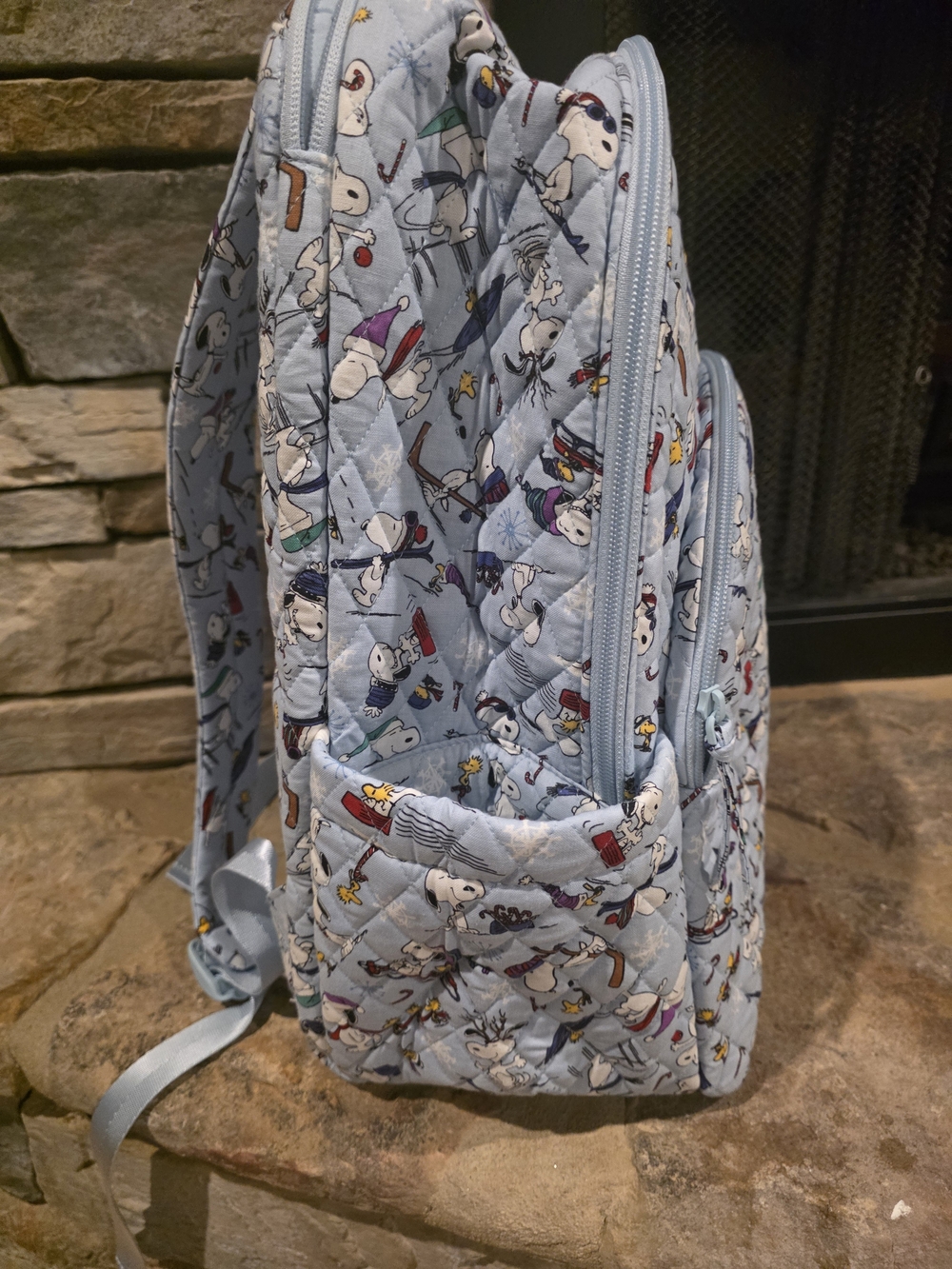 Vera Bradley Essential Large Quilted Winter Snoopy Backpack-NWT - Picture 12 of 13